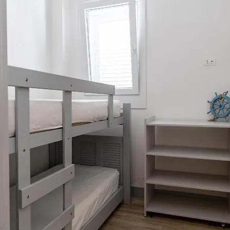 Lido Degli Angeli Vacanza-beach 普罗斯西托角