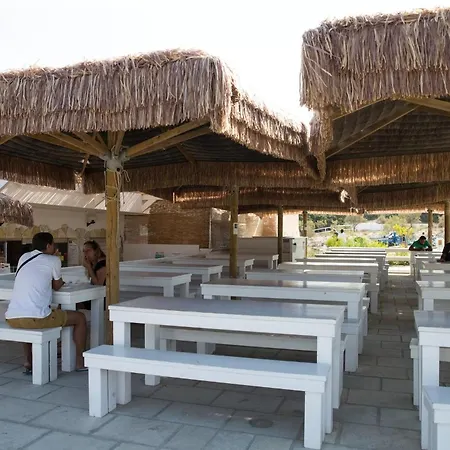 Lido Degli Angeli Vacanza-beach 公寓式酒店 4*