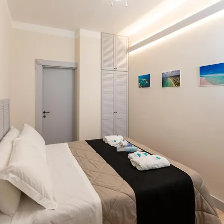 Lido Degli Angeli Vacanza-beach 公寓式酒店 4*