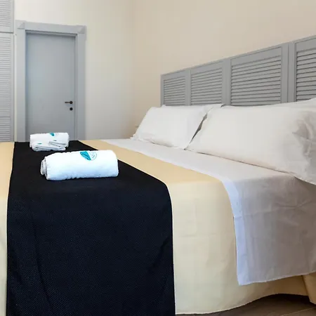 아파트호텔 Lido Degli Angeli Vacanza-beach 4*