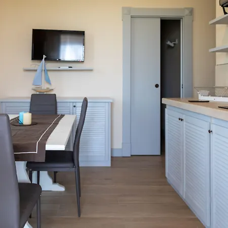 Lido Degli Angeli Vacanza-beach 公寓式酒店 普罗斯西托角